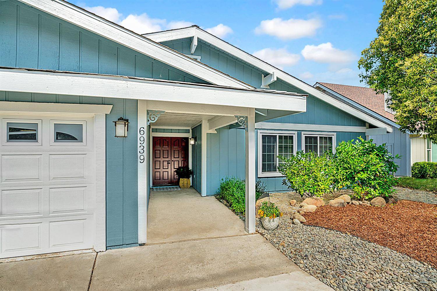 Orangevale, CA 95662,6939 Cross DR