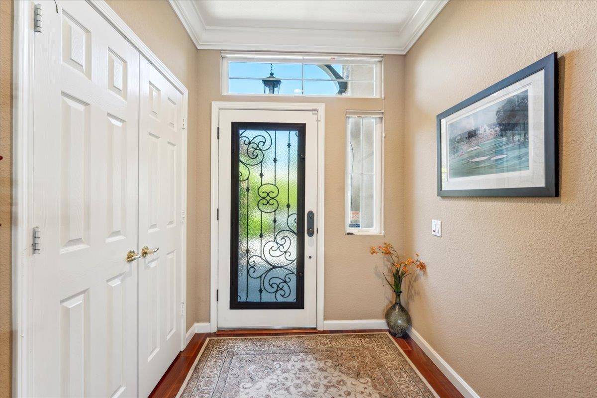 Roseville, CA 95747,7552 School House LN