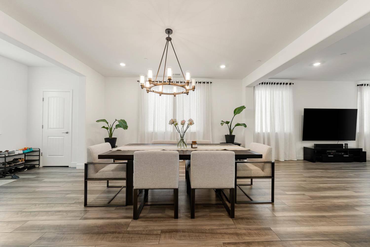Roseville, CA 95747,2008 La Sal WAY
