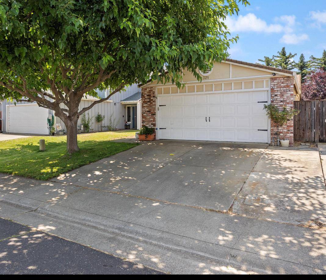 Roseville, CA 95678,321 Hemphill WAY