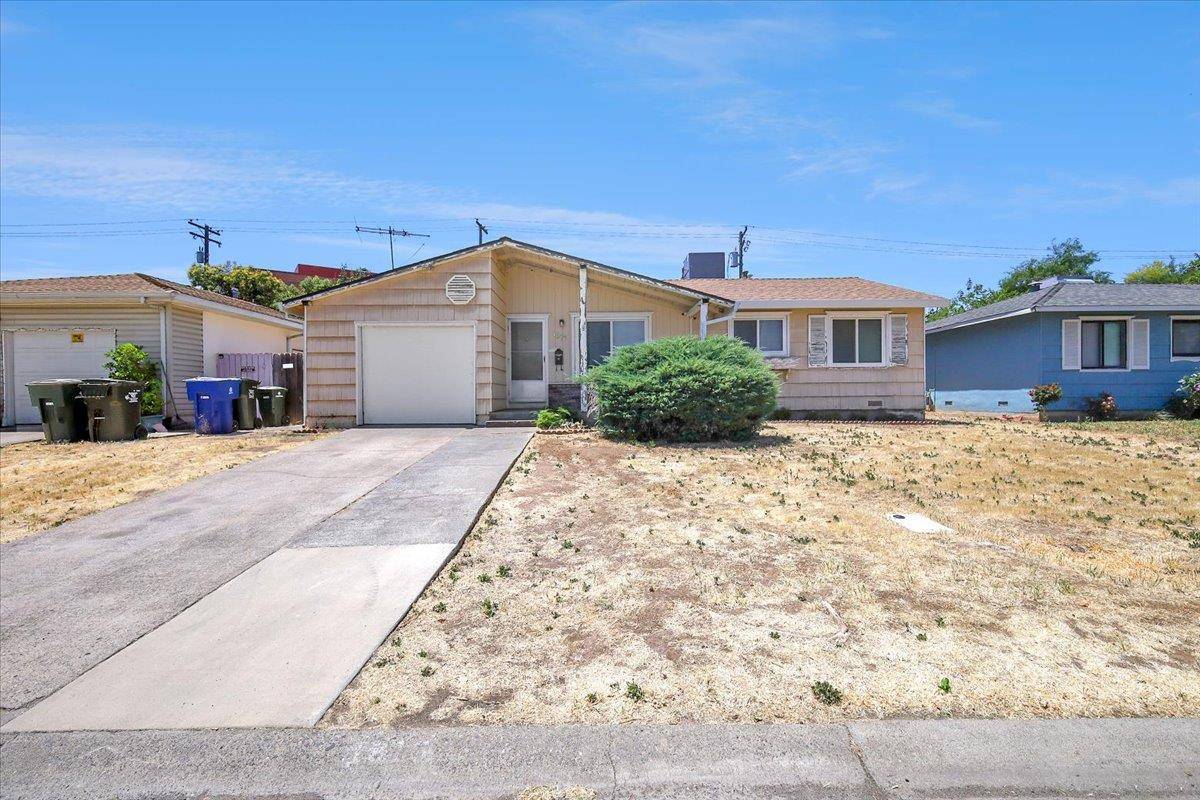 Sacramento, CA 95815,1816 Jamestown DR