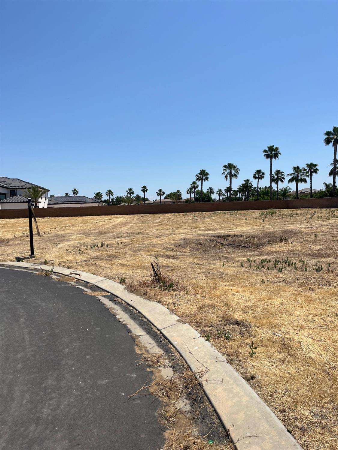 Chowchilla, CA 93610,10235 Kapalua CT