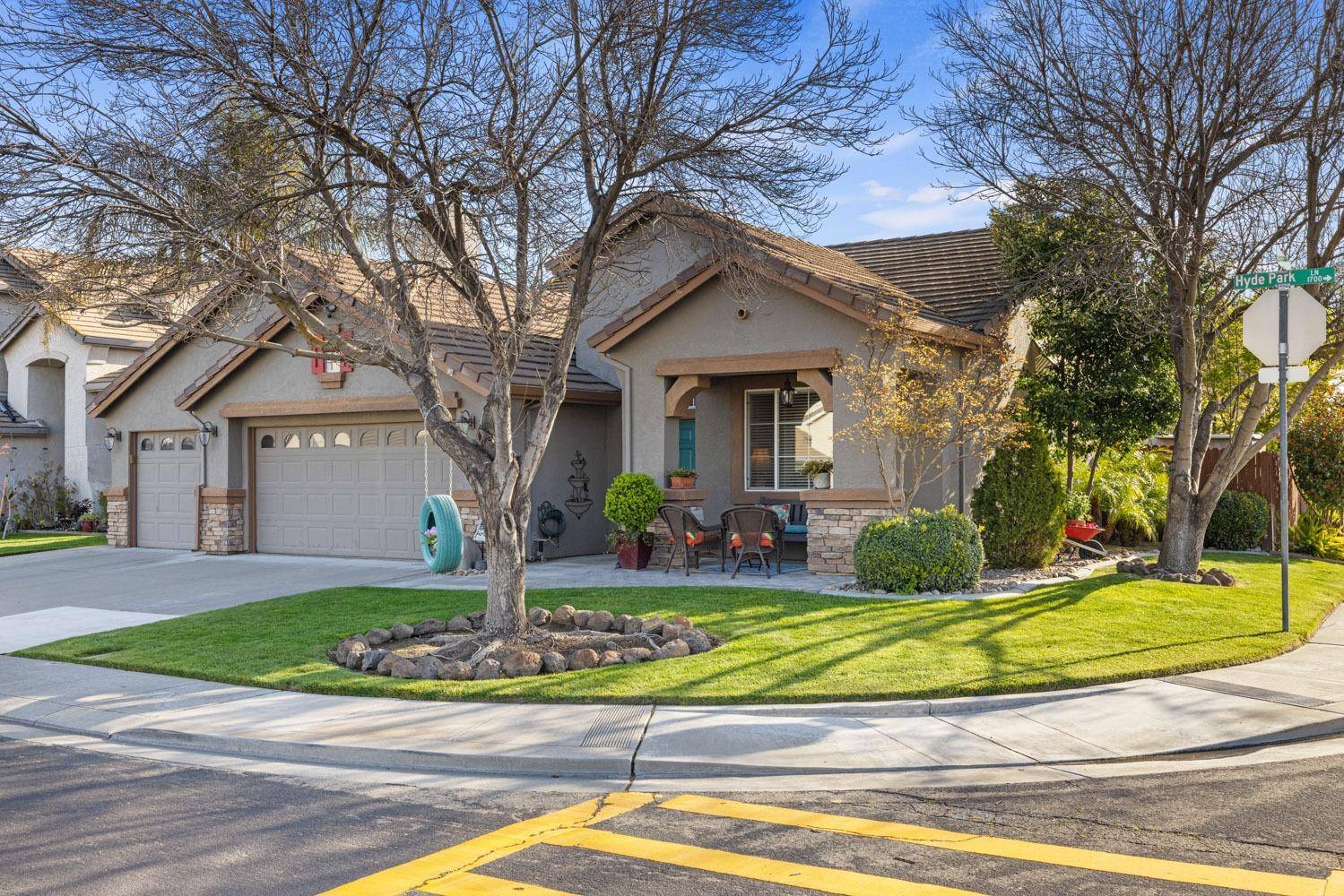 Manteca, CA 95336,1816 Hyde Park LN