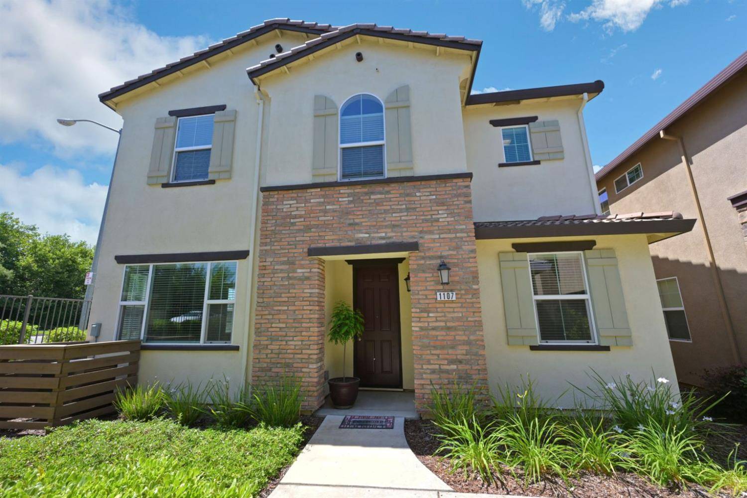 Folsom, CA 95630,1107 Veranda