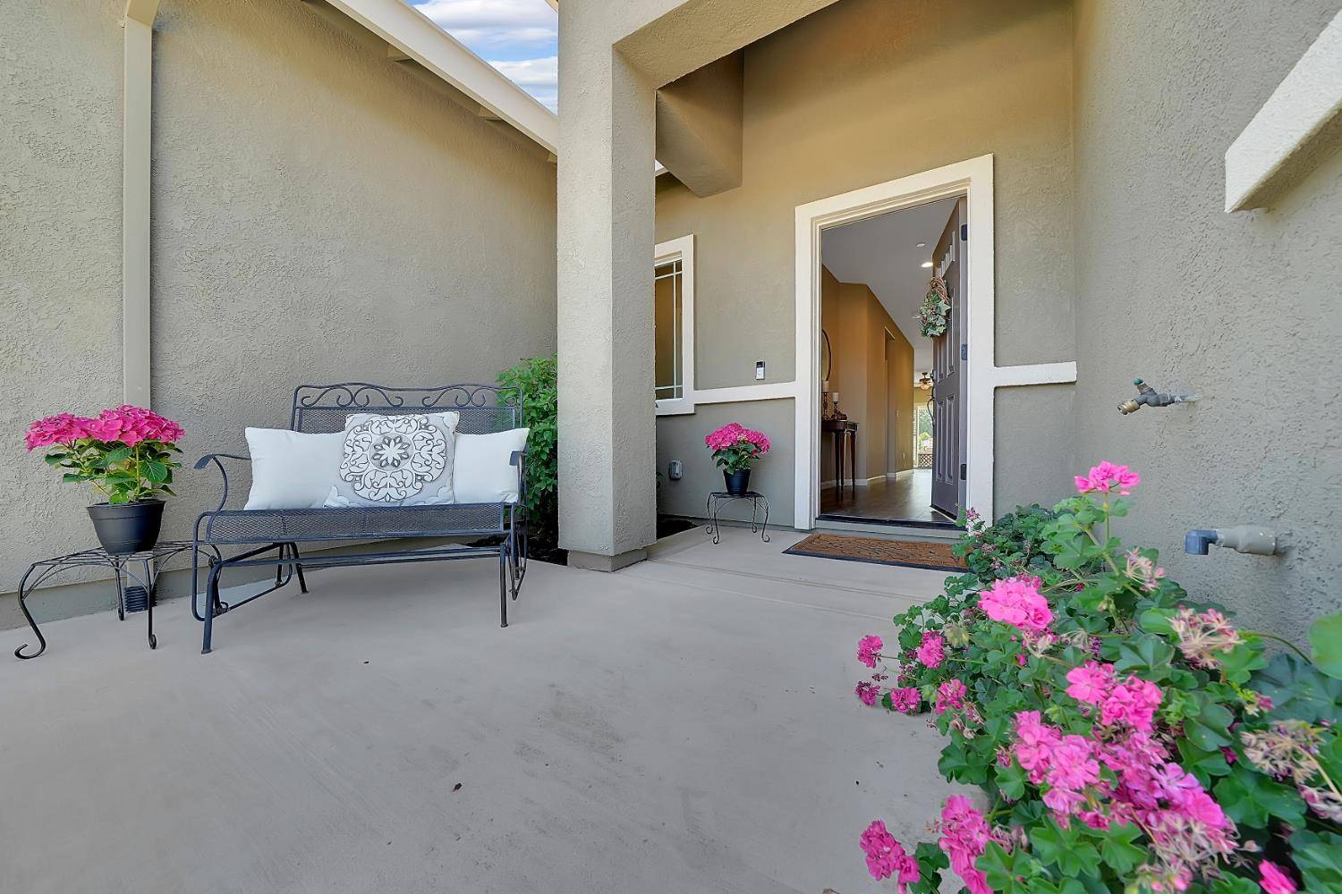 Ione, CA 95640,4901 Spyglass DR