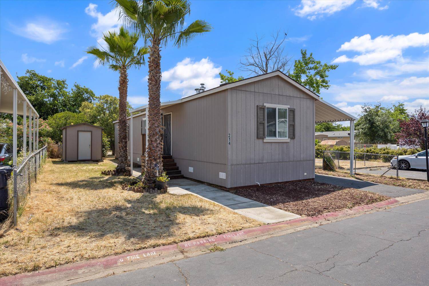 Sacramento, CA 95838,214 Village CIR