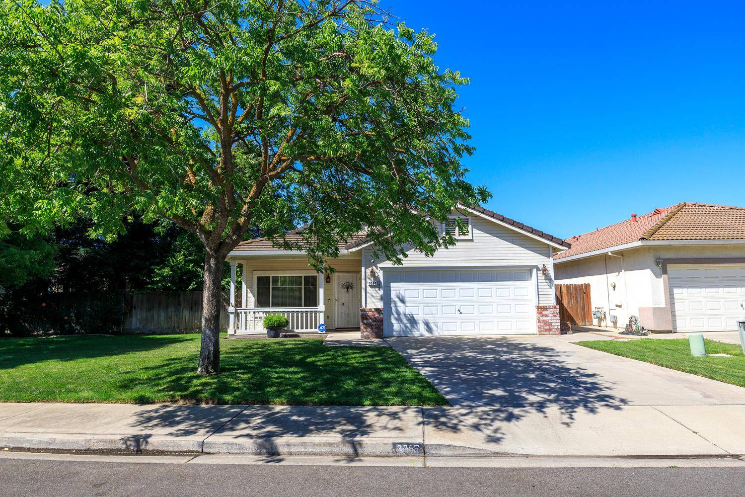 Turlock, CA 95382,3367 Four Seasons DR
