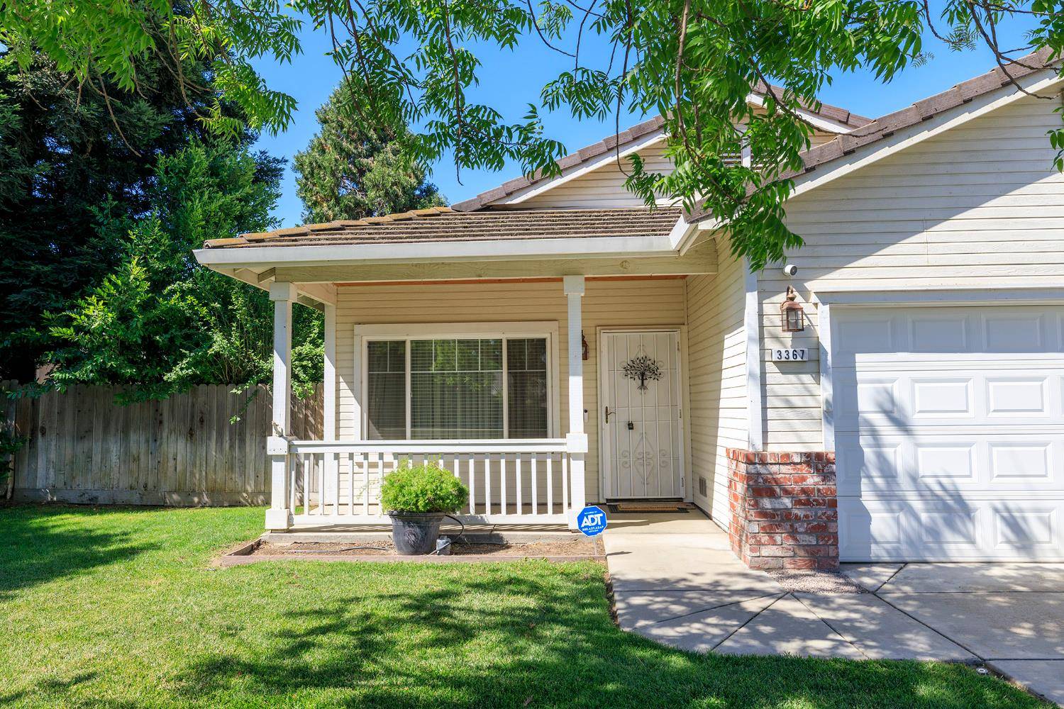 Turlock, CA 95382,3367 Four Seasons DR
