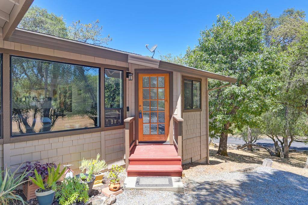 Cool, CA 95614,2042 Bogus Point CT