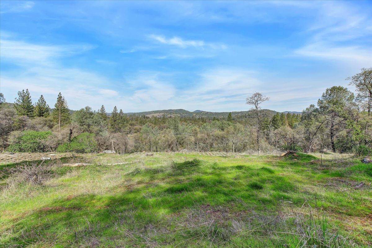Grass Valley, CA 95945,21833 McCourtney RD