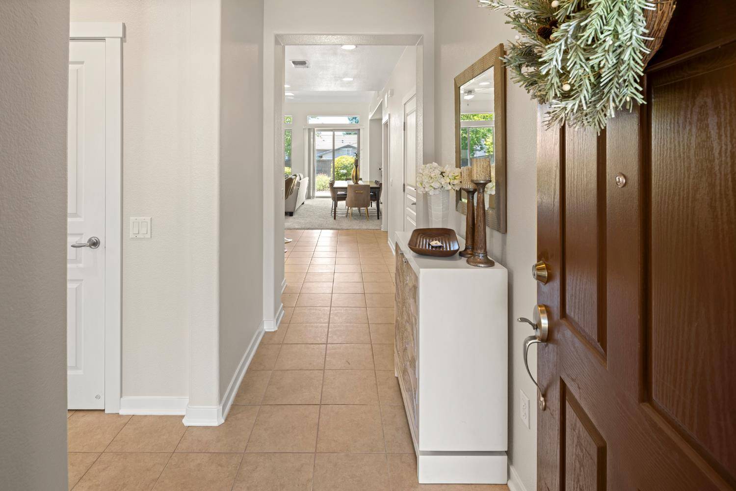 Lincoln, CA 95648,102 Azeo CT