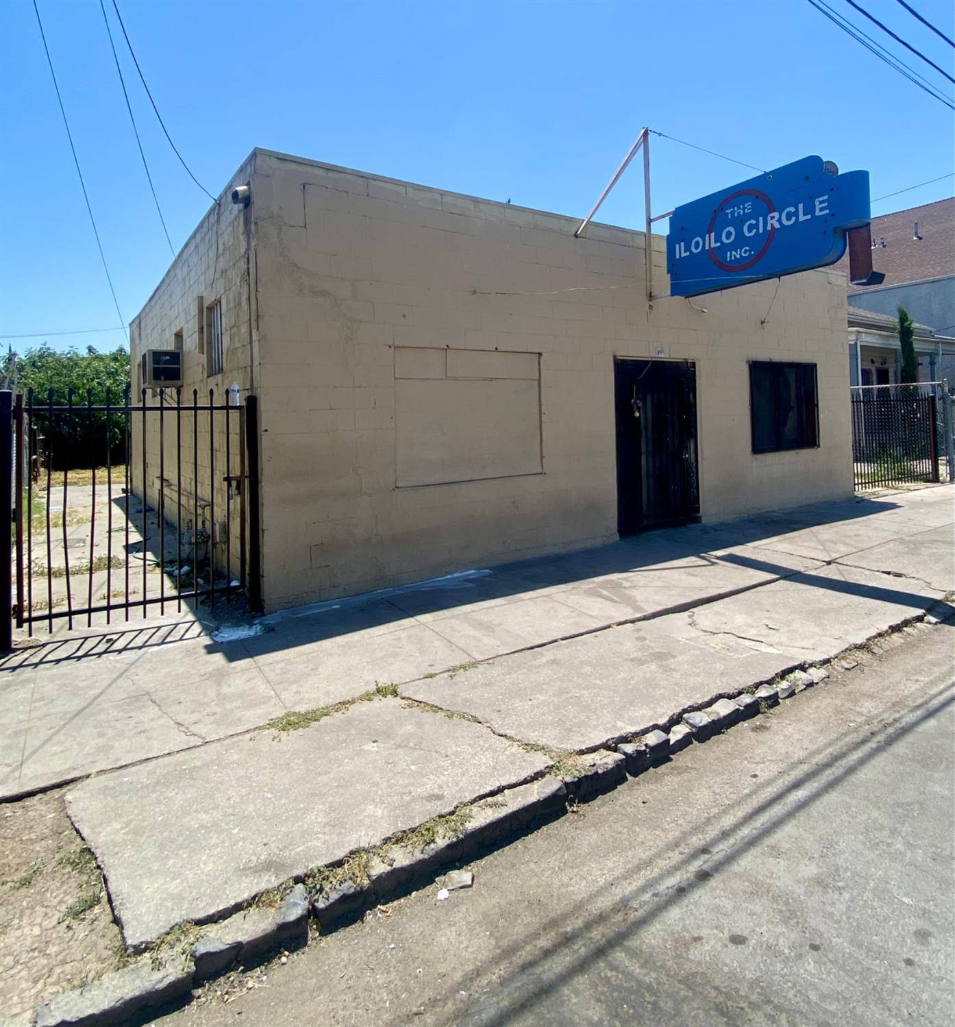 Stockton, CA 95203,128 E Sonora ST