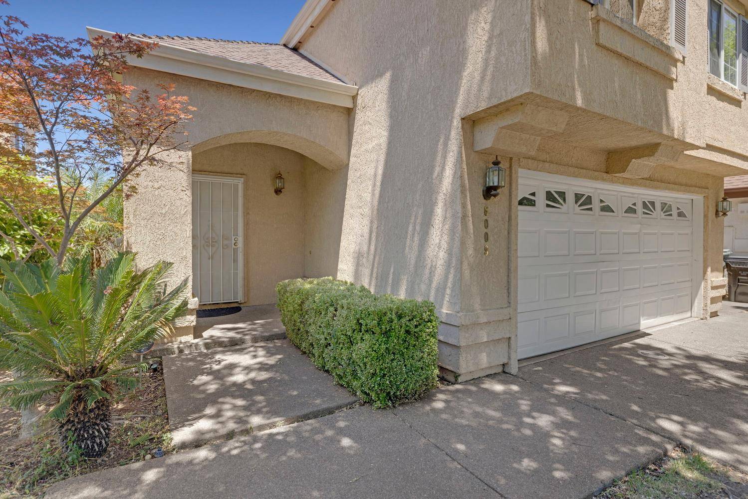 Carmichael, CA 95608,6009 Amir LN