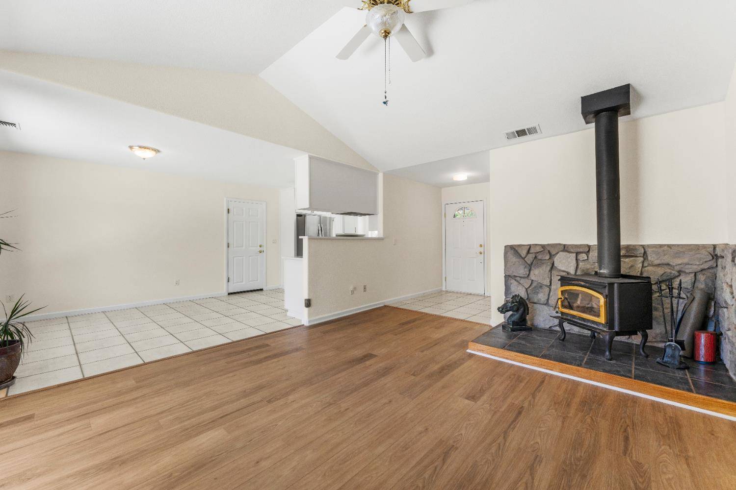 Cool, CA 95614,1127 Sevier RD