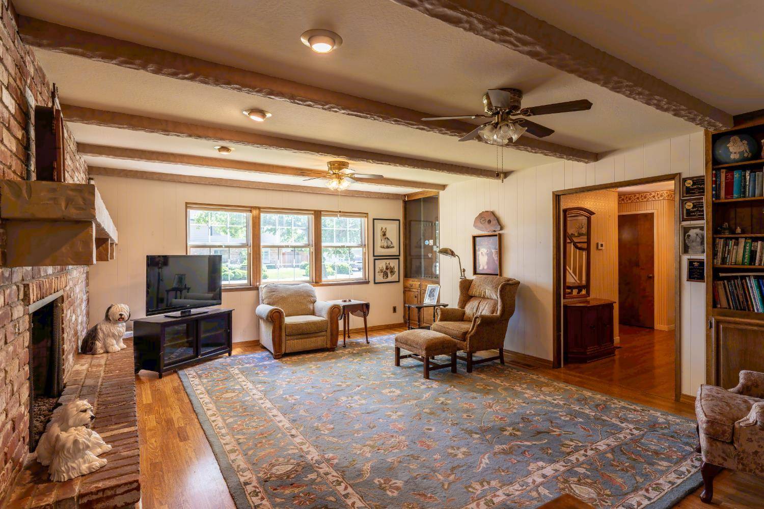 Woodland, CA 95695,206 Los Robles