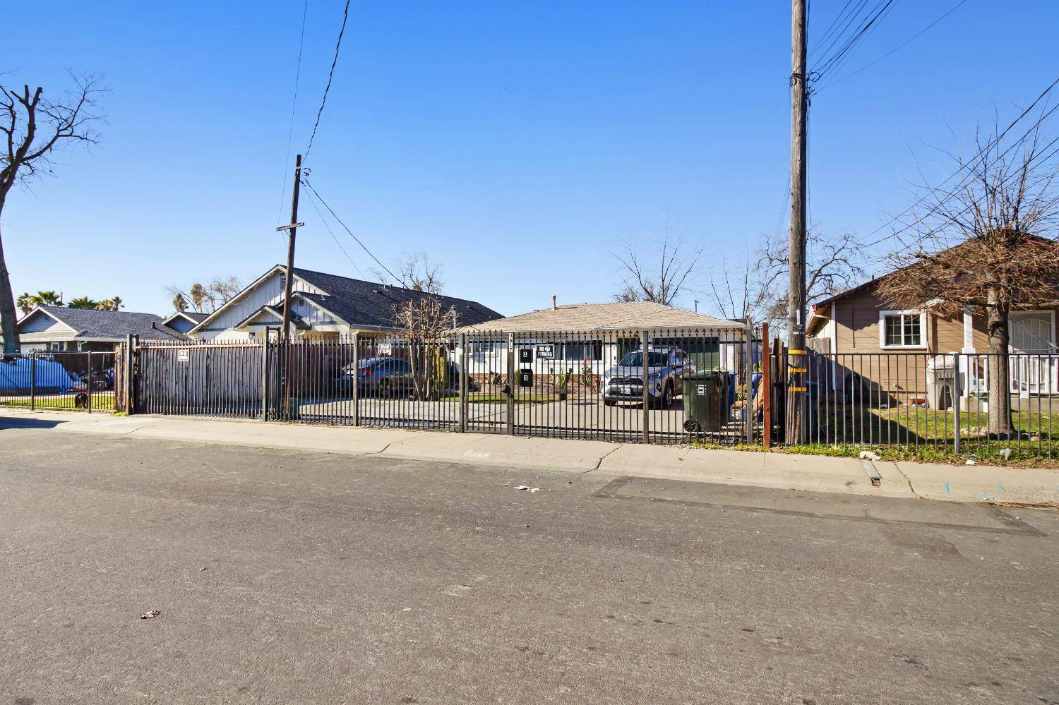 Sacramento, CA 95838,3617 Willow ST