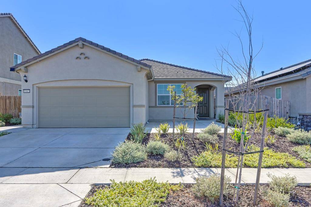 Sacramento, CA 95829,8302 Courage DR