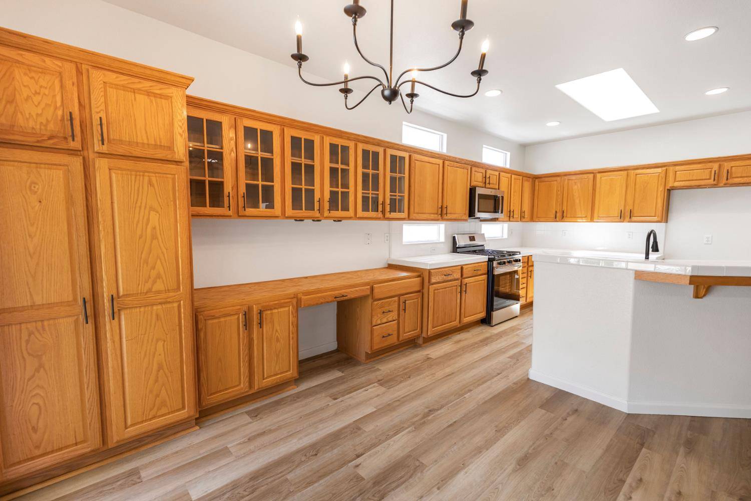 Atwater, CA 95301,1810 White Pines CT