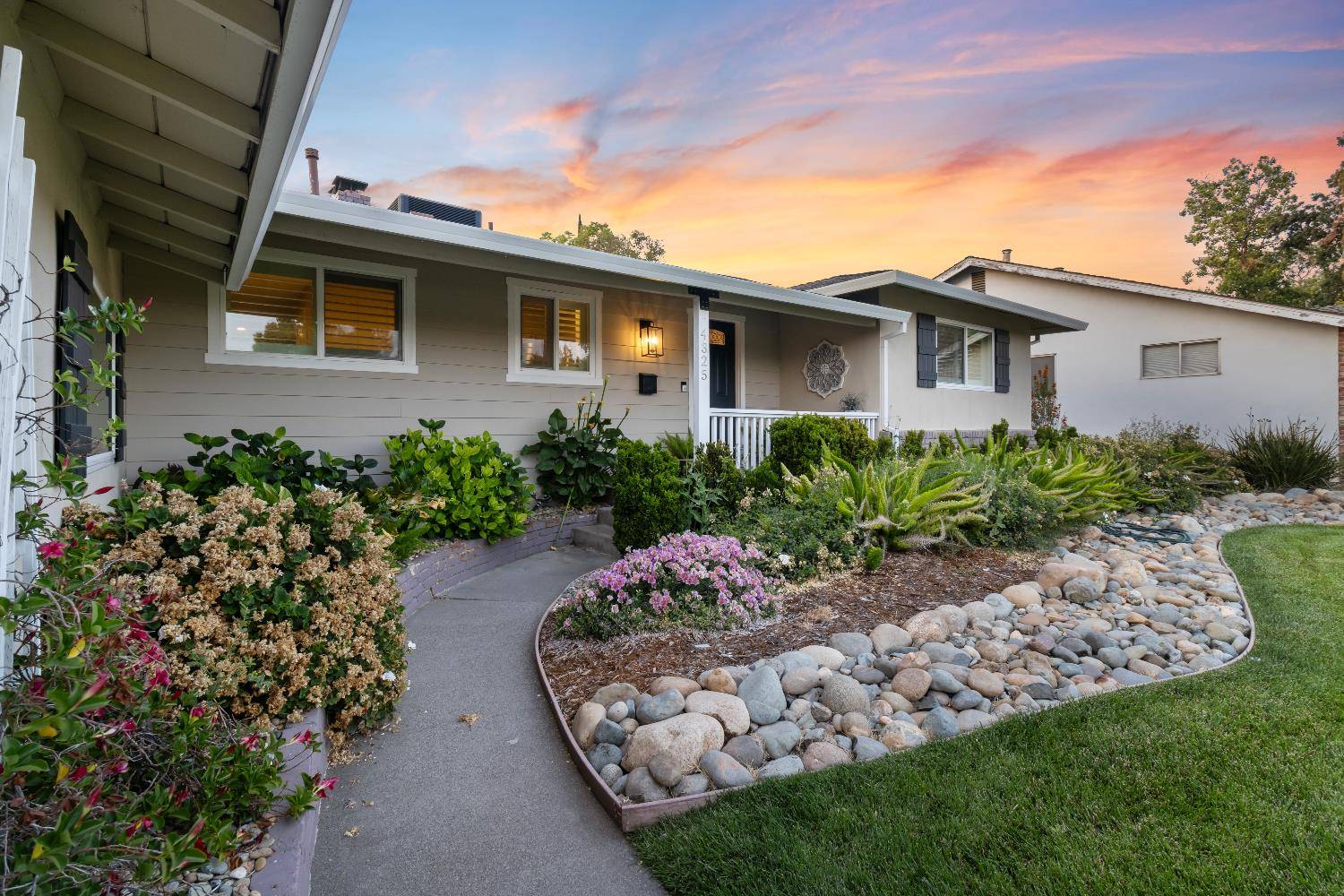 Sacramento, CA 95864,4325 Las Cruces Way