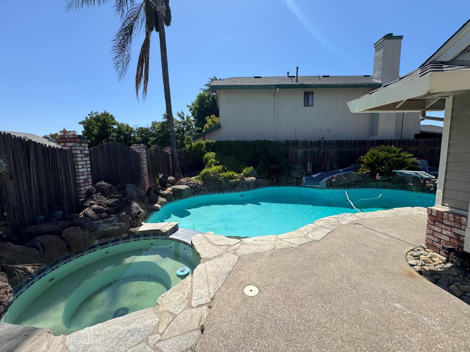 Modesto, CA 95350,2033 Stracker WAY