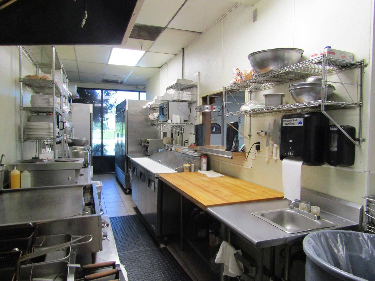 Elk Grove, CA 95624,9766 Waterman RD #B