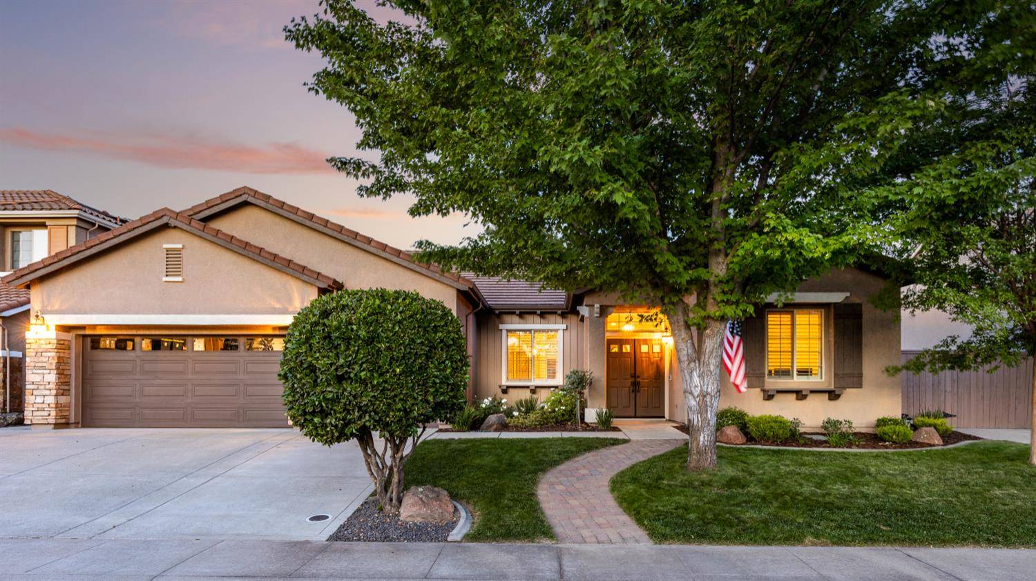 Roseville, CA 95747,1584 Diamond Woods CIR
