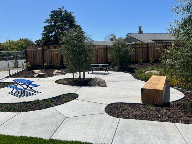 Hayward, CA 94545,24709 Calaroga AVE