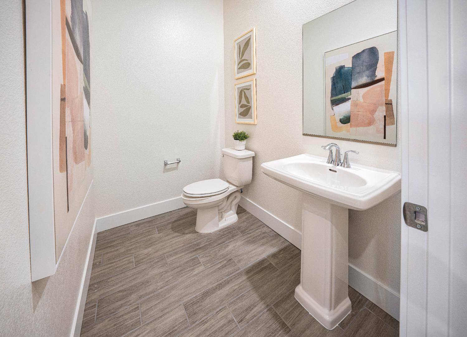 Rancho Cordova, CA 95742,4586 Duckhawk CIR