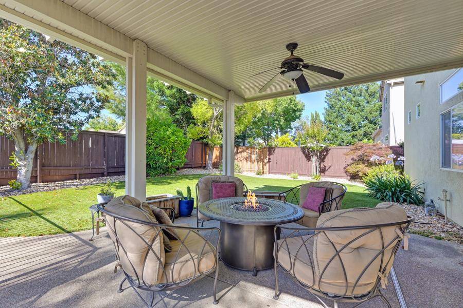 Elk Grove, CA 95624,8460 Saint Arvant CT