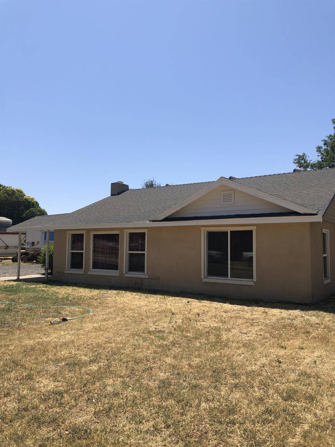 Oakdale, CA 95361,10213 Gray RD