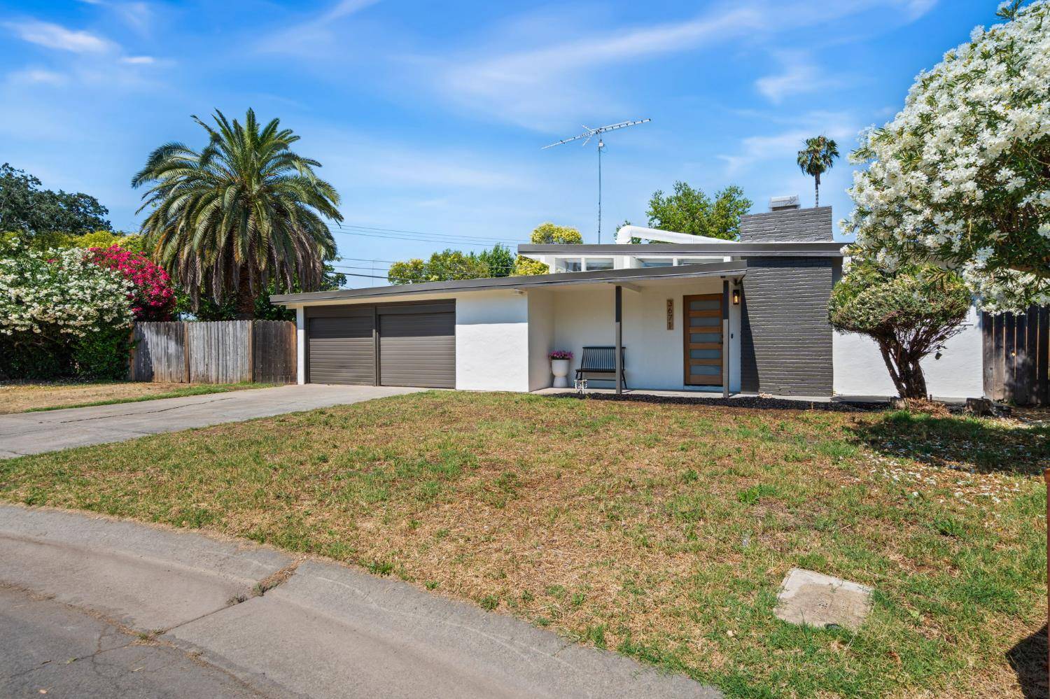 Sacramento, CA 95821,3671 Montclaire ST