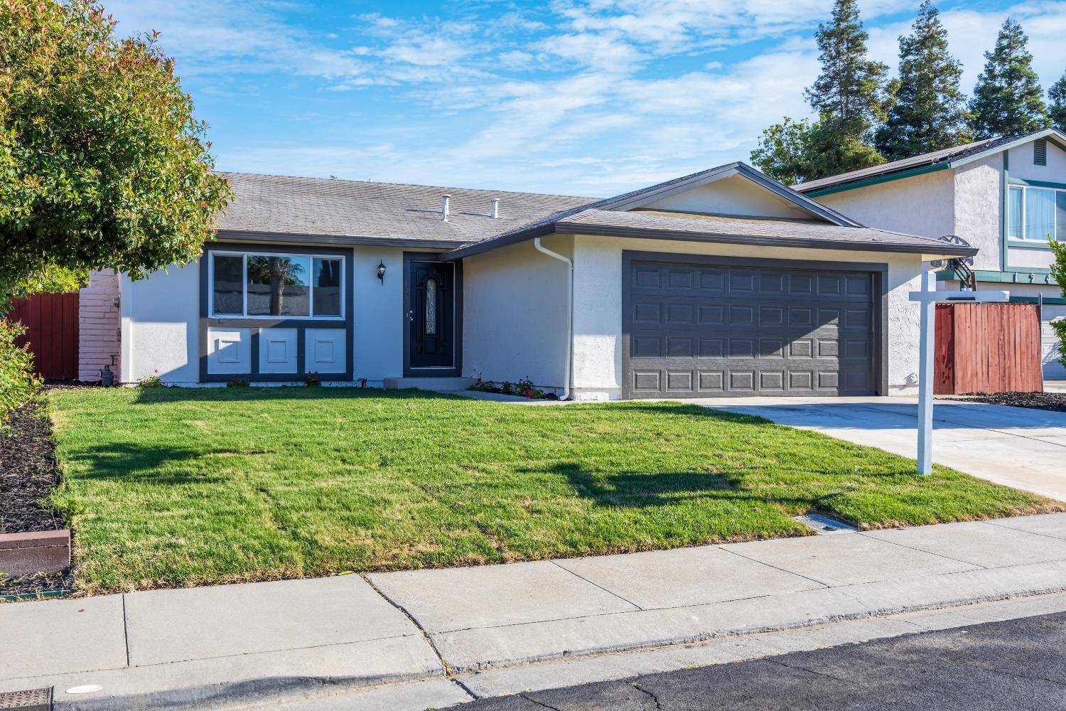 Tracy, CA 95376,1930 Mcpeak CT