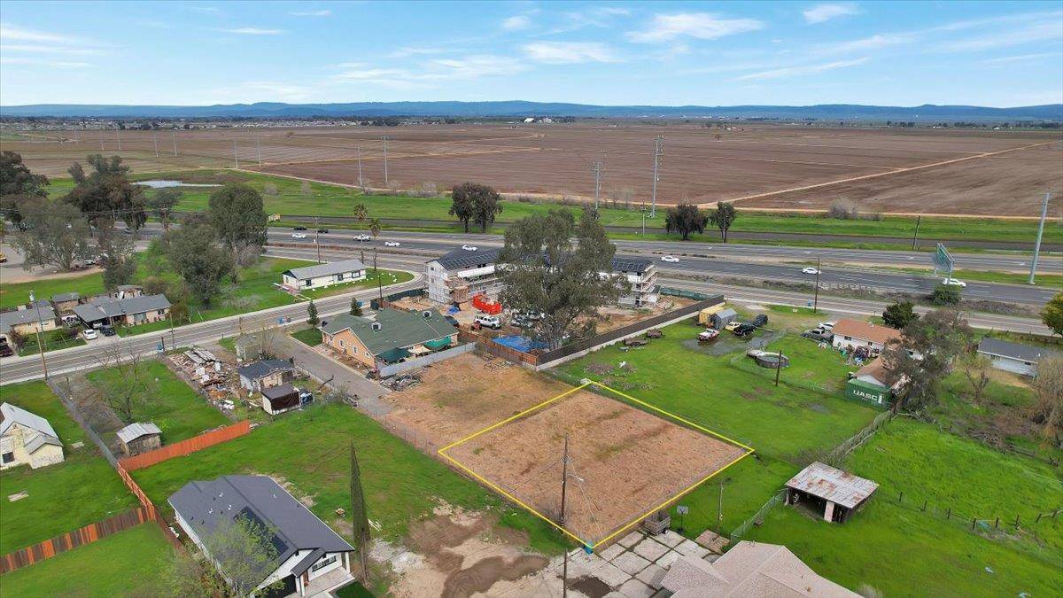 Olivehurst, CA 95961,4 7th Ave.