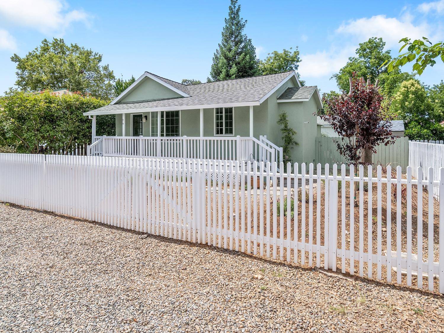 Folsom, CA 95630,810 Persifer ST