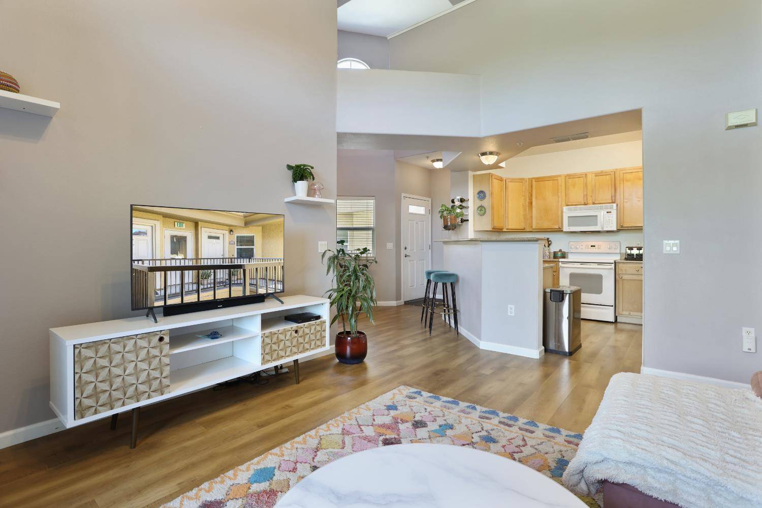 Sacramento, CA 95835,1900 Danbrook DR #1223