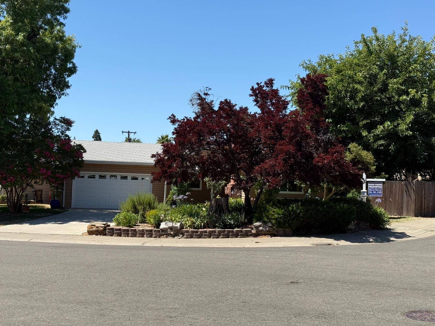 Citrus Heights, CA 95621,7543 Garden Gate DR