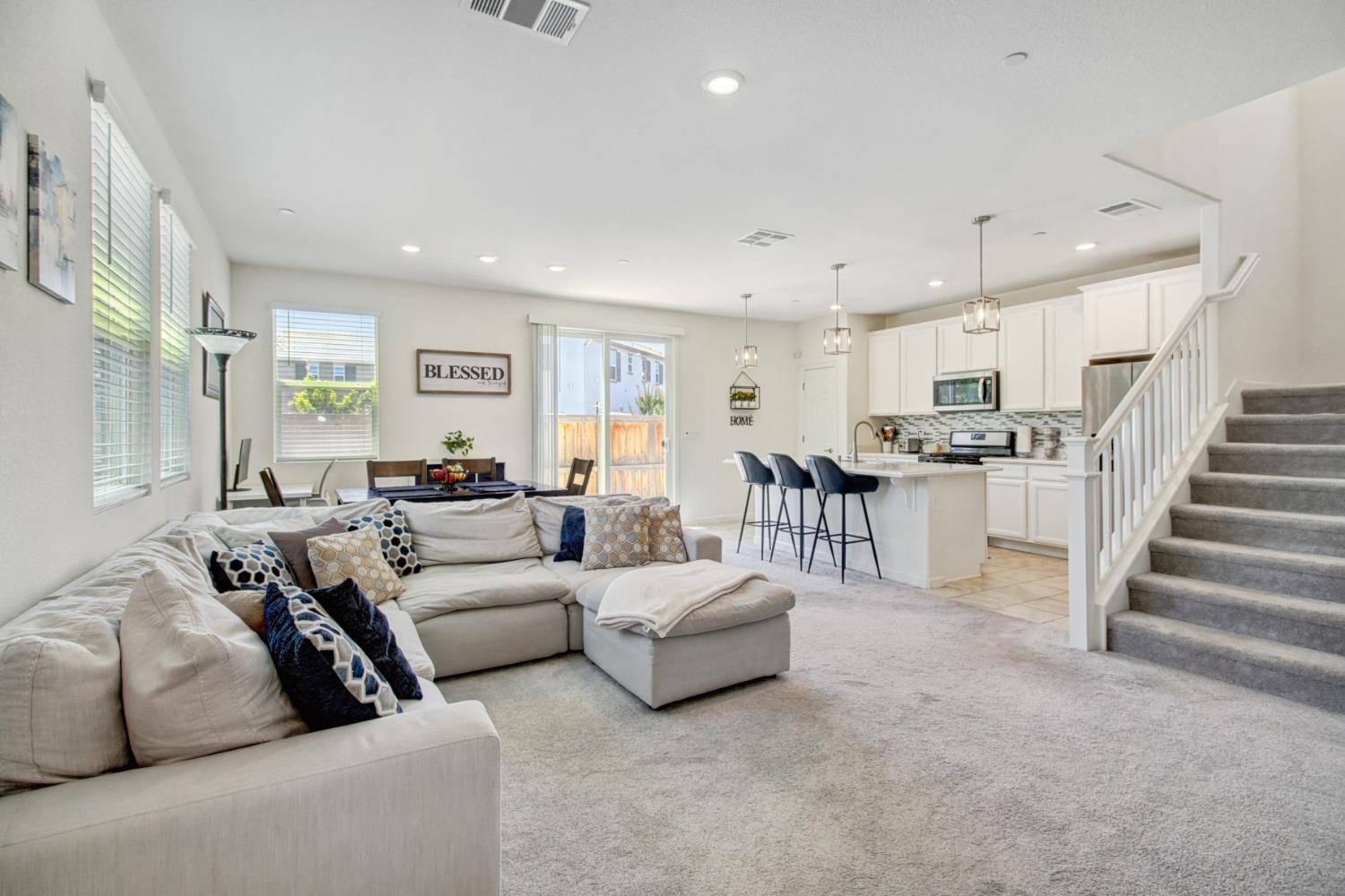 Elk Grove, CA 95758,8886 Ariston LN