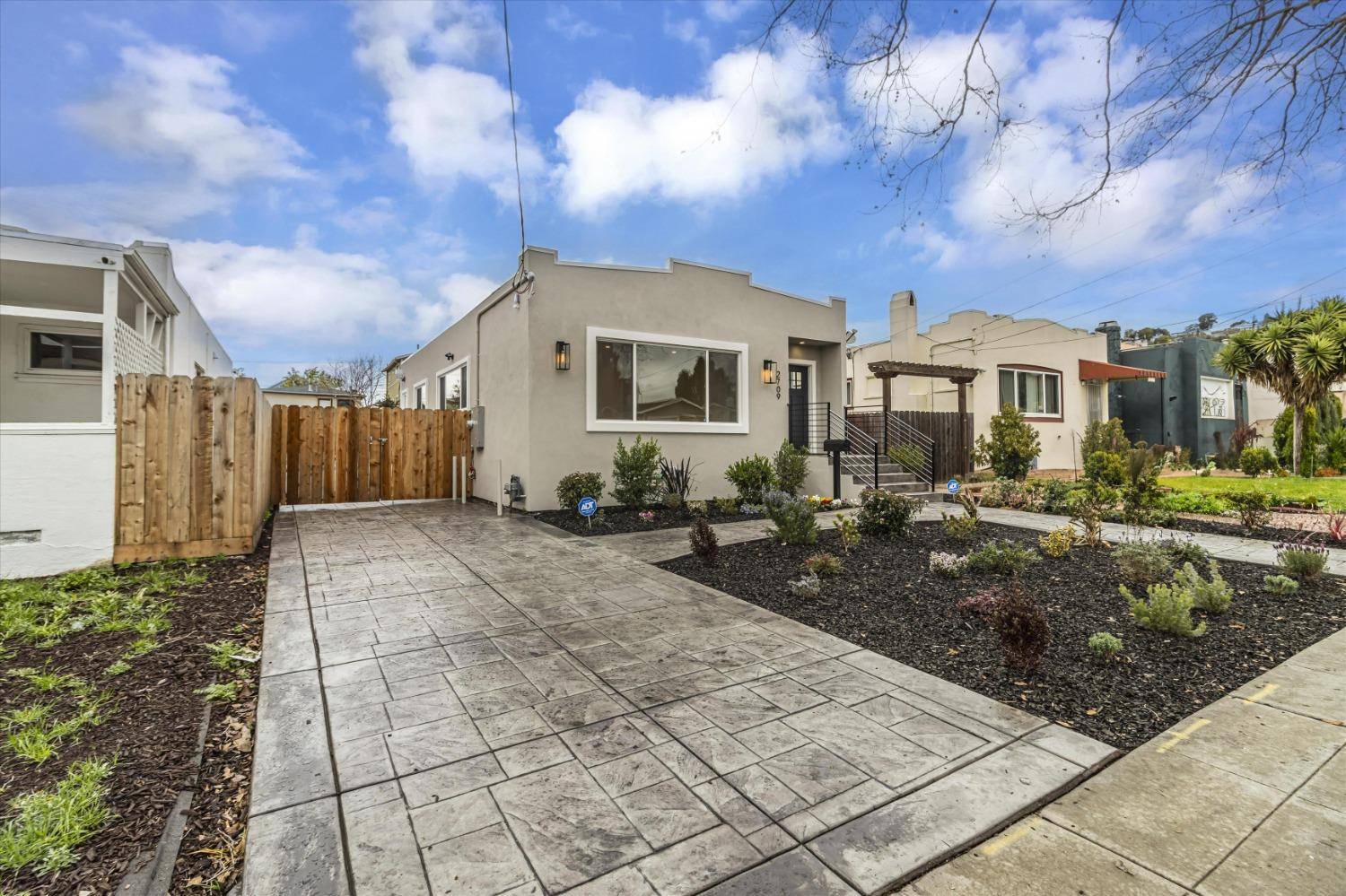 Oakland, CA 94605,2709 Ritchie ST