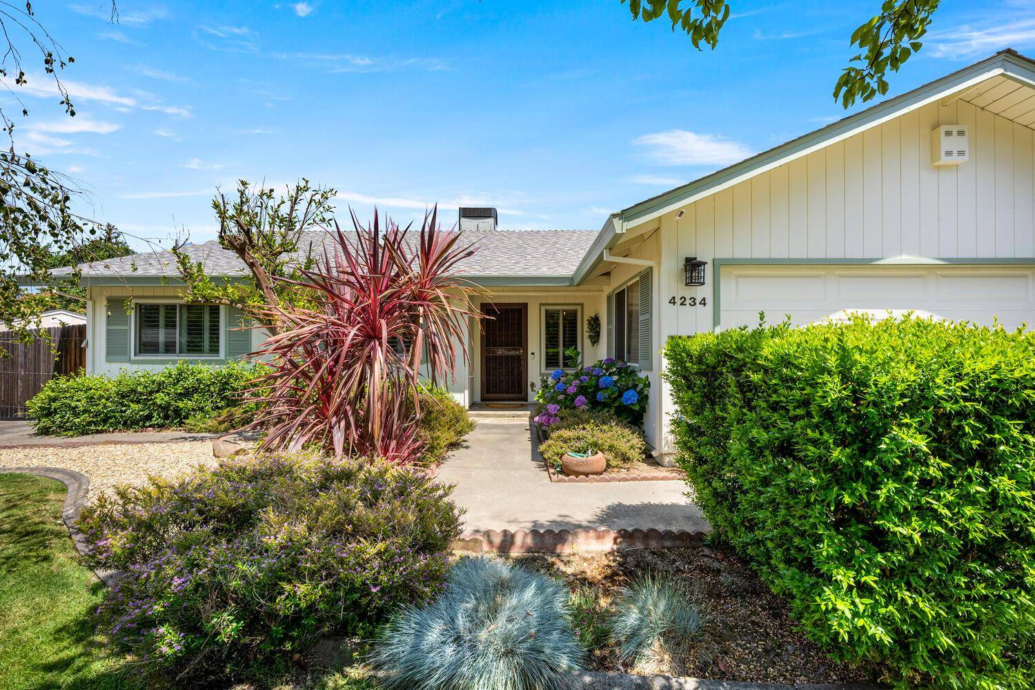 Sacramento, CA 95864,4234 Burrell WAY