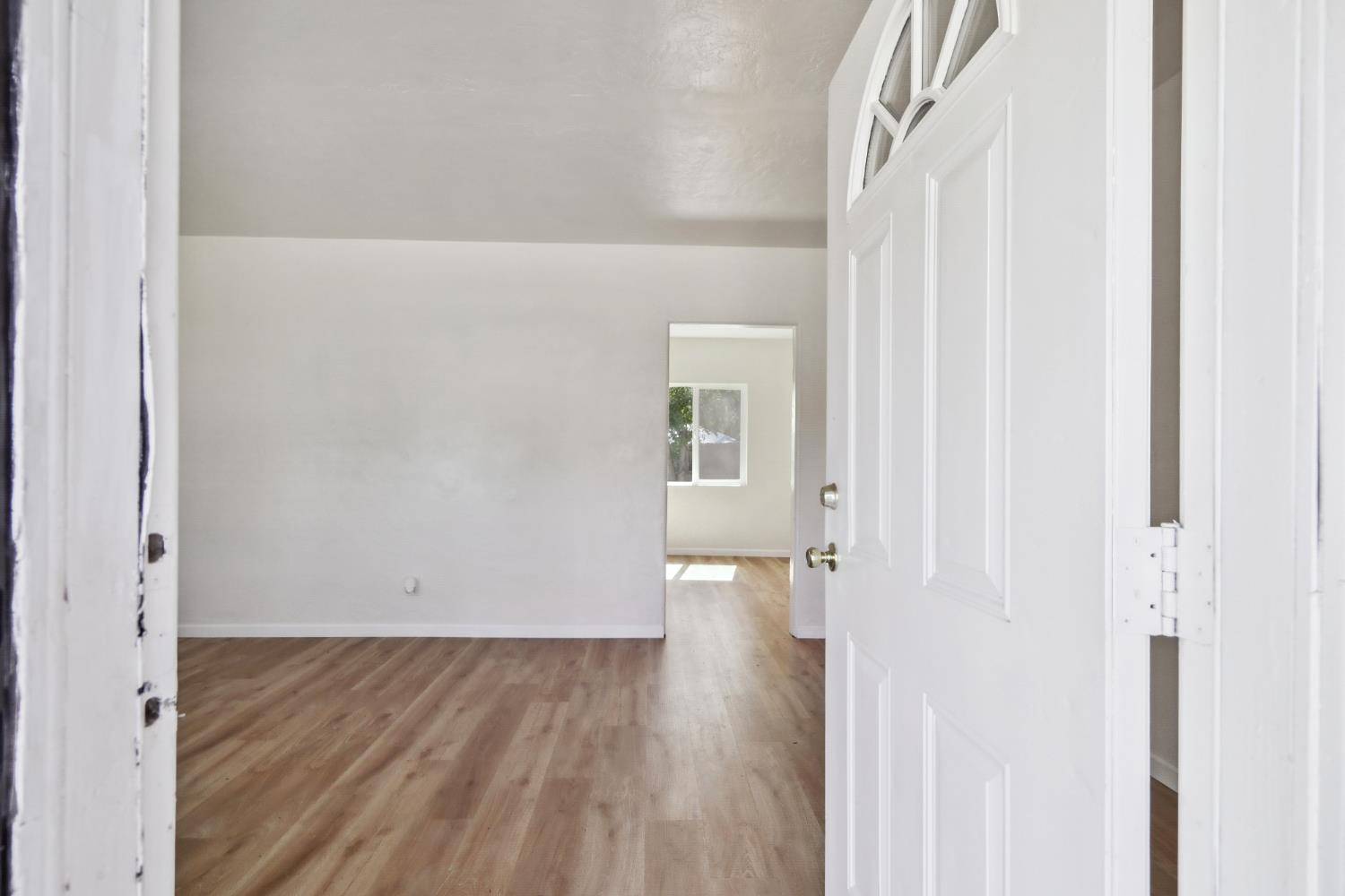 Sacramento, CA 95815,3112 Marysville