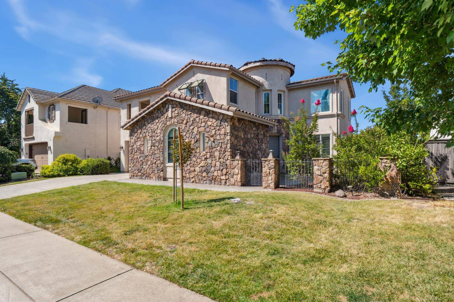 Roseville, CA 95661,1512 Grey Owl CIR
