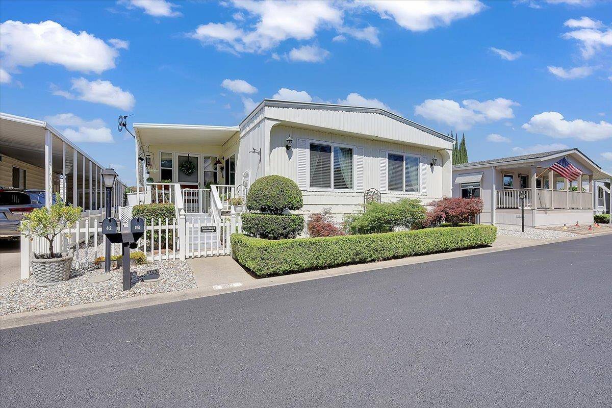 Yuba City, CA 95993,41 La Cienega