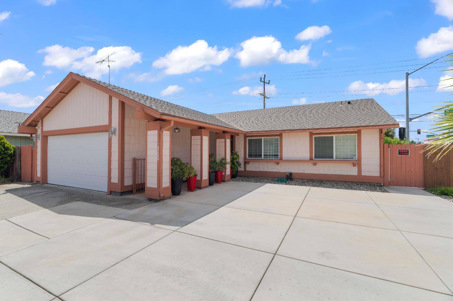 Sacramento, CA 95828,8200 Cottonfield WAY