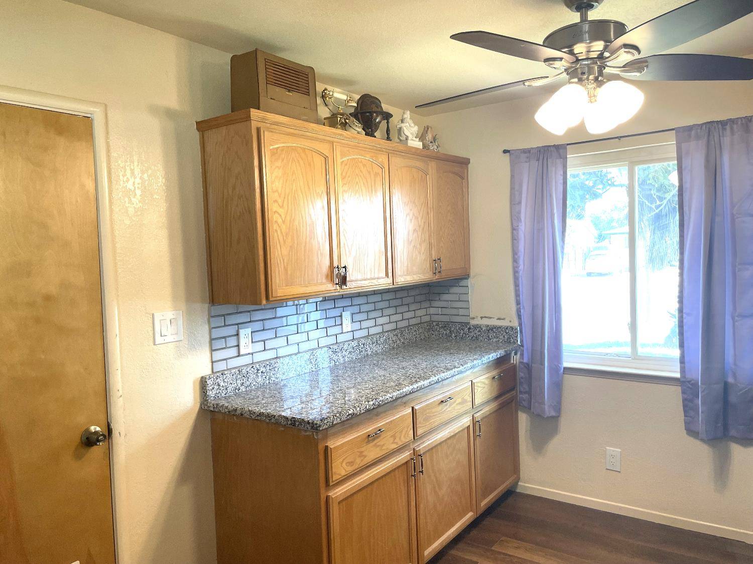 Yuba City, CA 95991,771 April LN