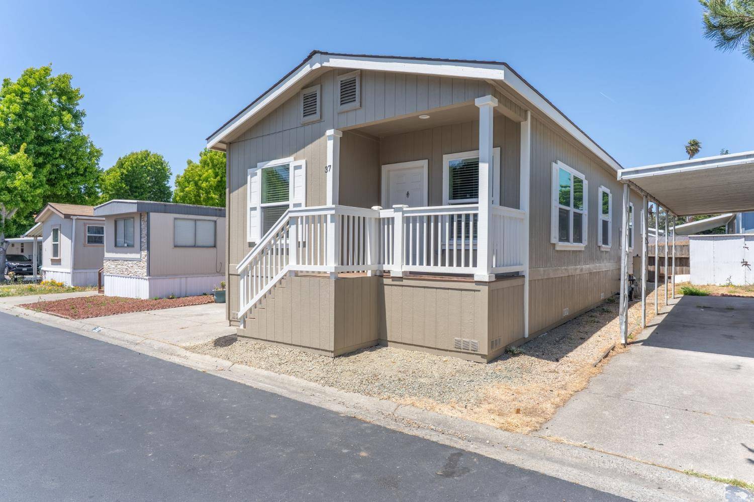 San Pablo, CA 94806,2885 Willow RD #37