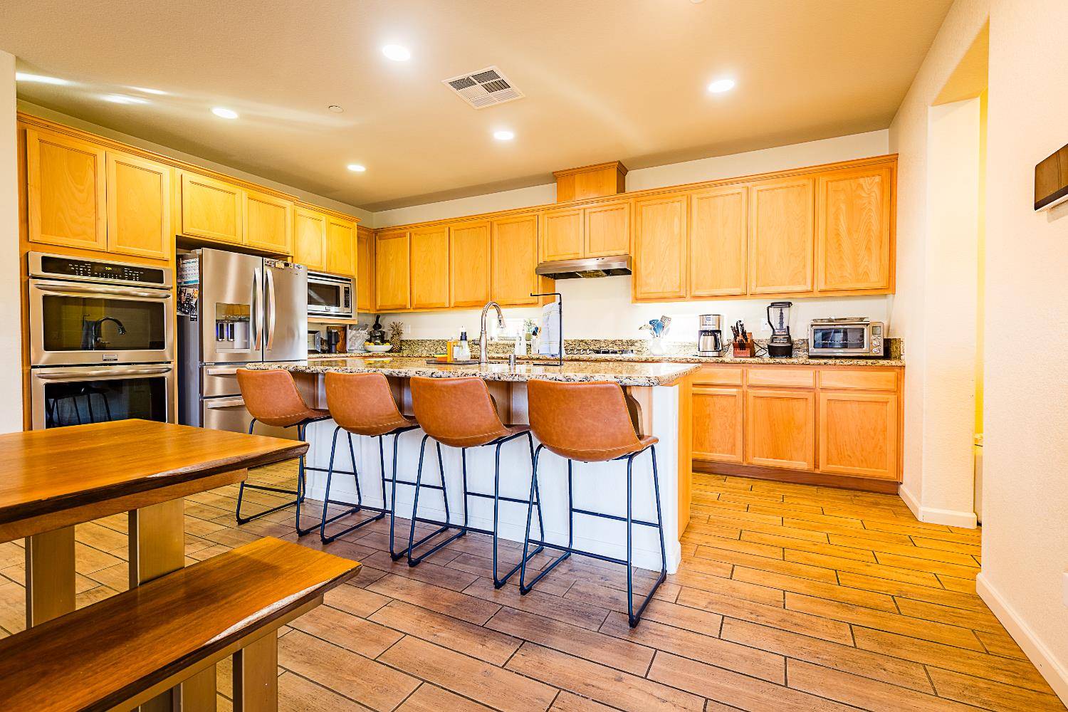 Oakdale, CA 95361,2380 Breton DR