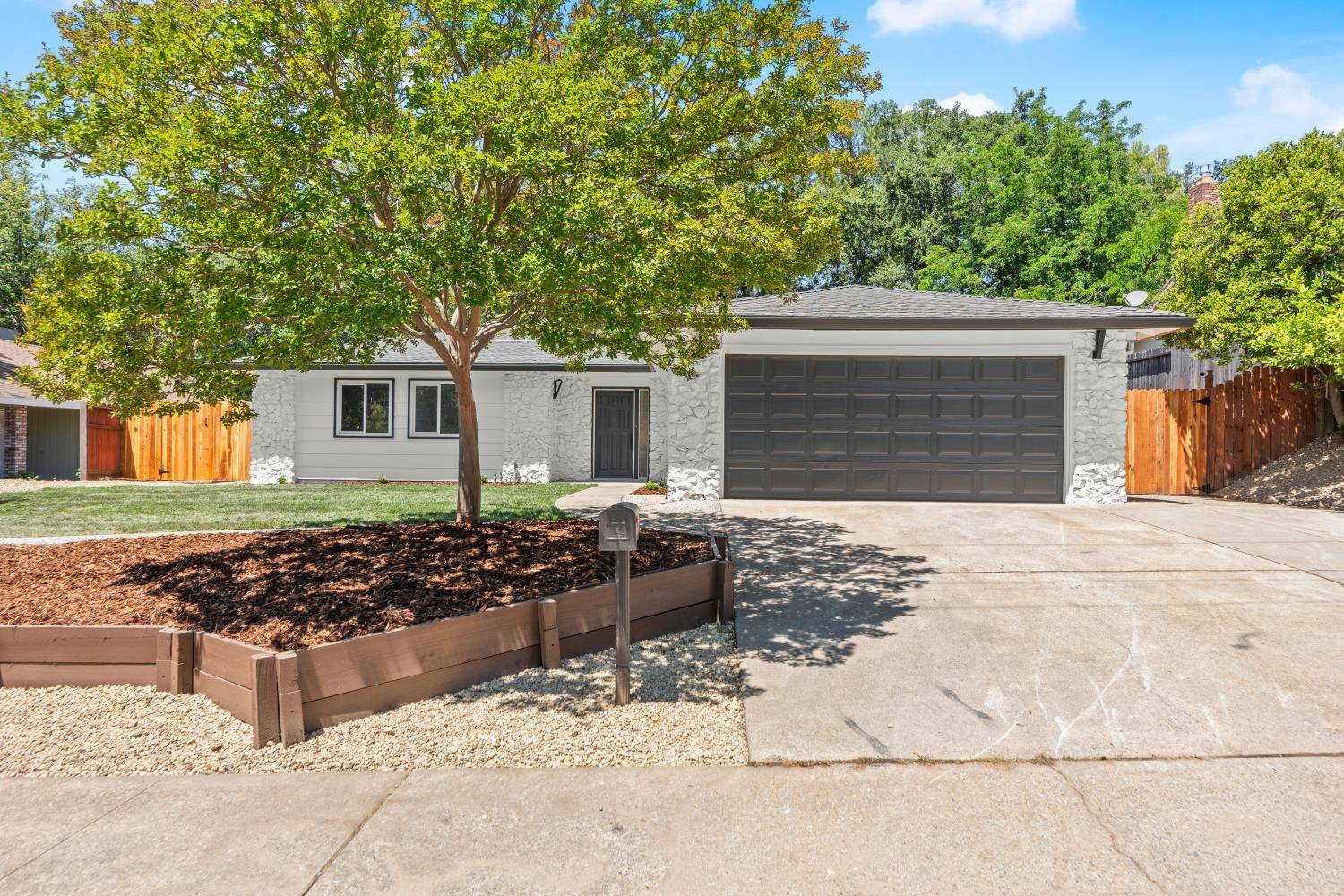Rocklin, CA 95677,5310 Whitney BLVD