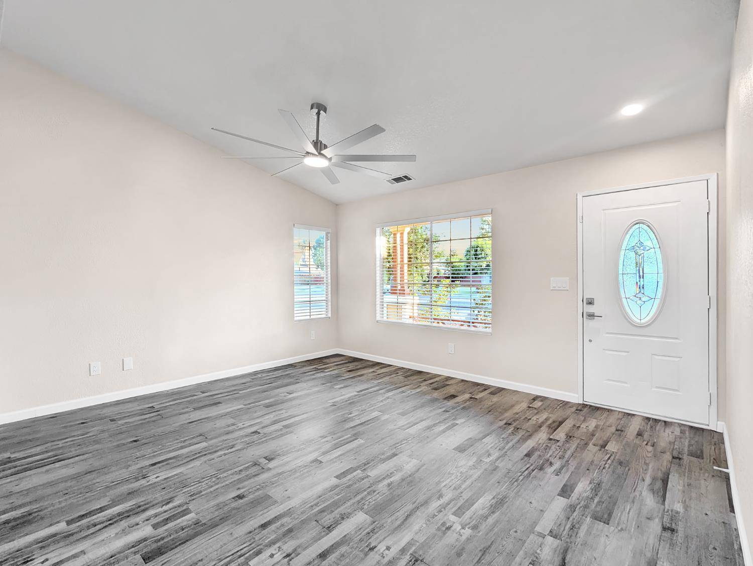 Newman, CA 95360,1018 Balsam DR