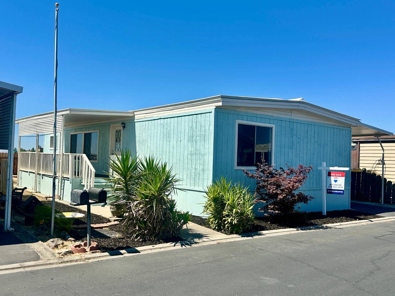 Manteca, CA 95336,1830 E yosemite