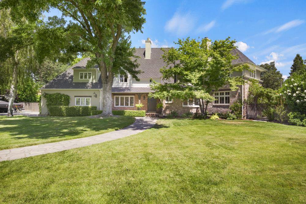 Sacramento, CA 95864,690 Mills RD
